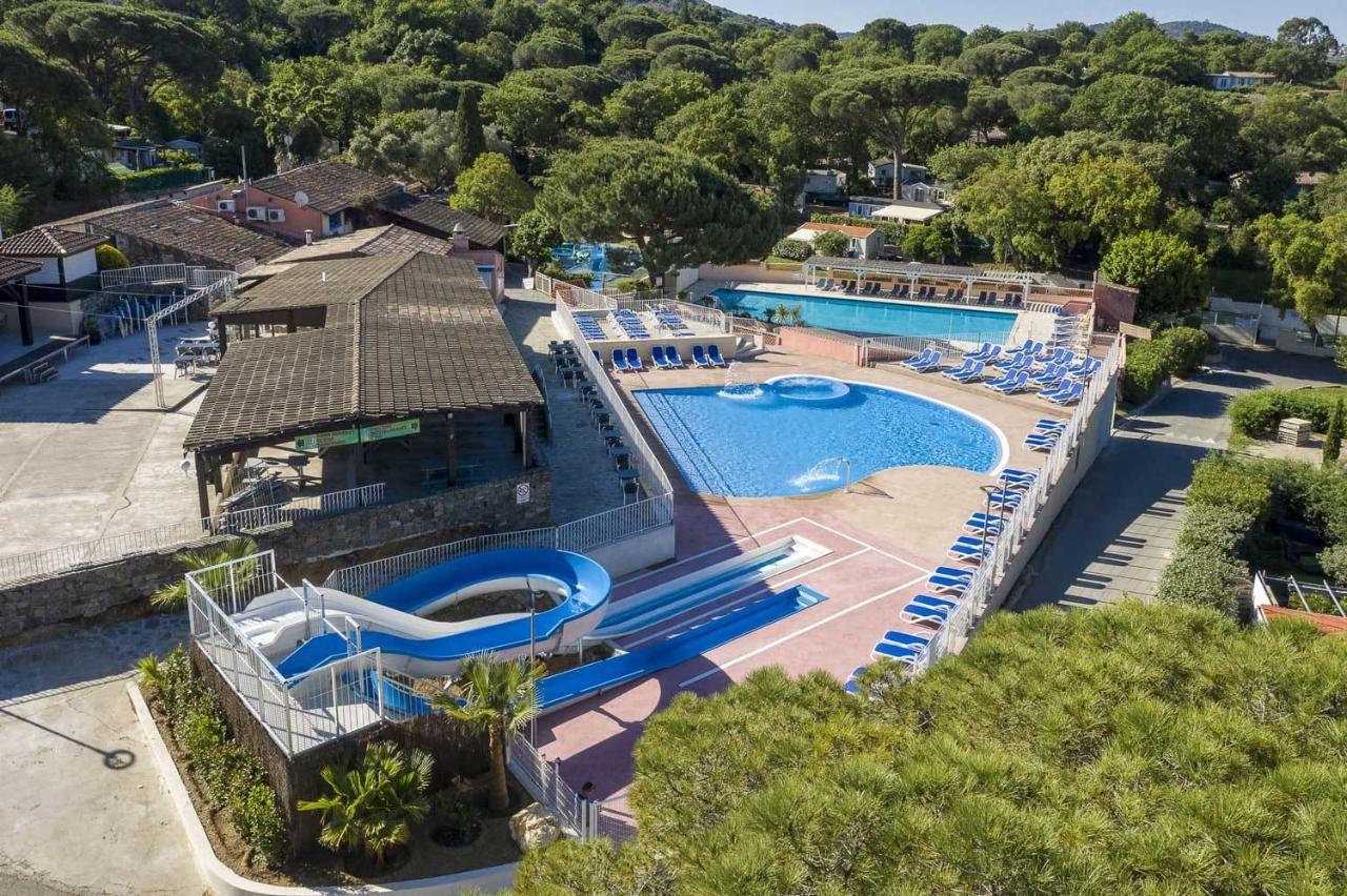 Bungalow Luxe 3 Chambres Surplombant Le Golf De St Tropez Gassin Buitenkant foto