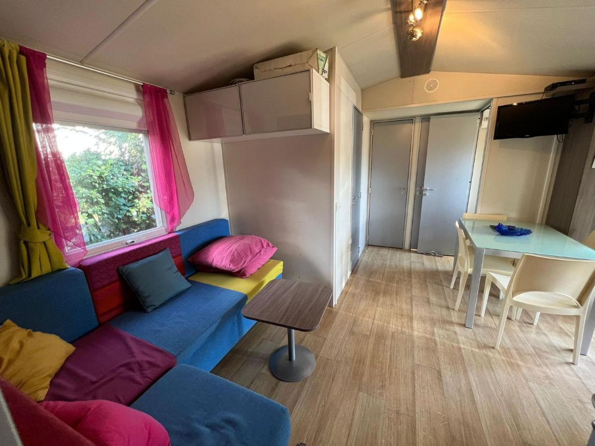 Bungalow Luxe 3 Chambres Surplombant Le Golf De St Tropez Gassin Buitenkant foto